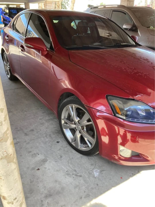 2010 Lexus IS 2nd Gen - Image 3 of 4