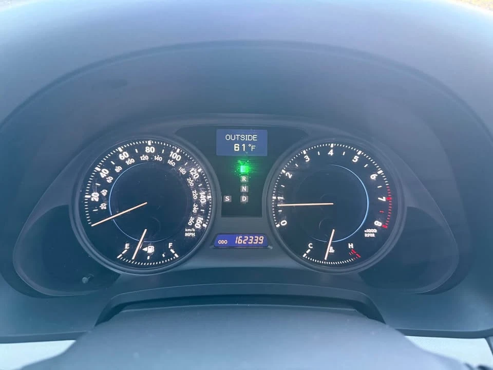2010 Lexus IS 2nd Gen - Image 10 of 12