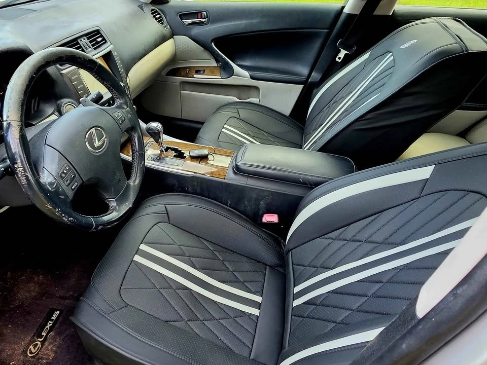 2010 Lexus IS 2nd Gen - Image 6 of 8