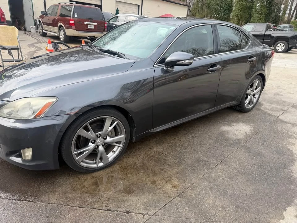 2010 Lexus IS 2nd Gen - Image 2 of 5