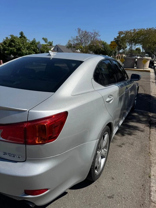 2010 Lexus IS 2nd Gen - Image 7 of 20