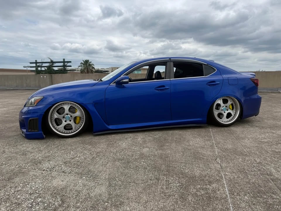 2010 Lexus IS 2nd Gen - Image 4 of 9