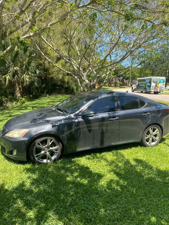 2010 Lexus IS 2nd Gen - Image 6 of 20