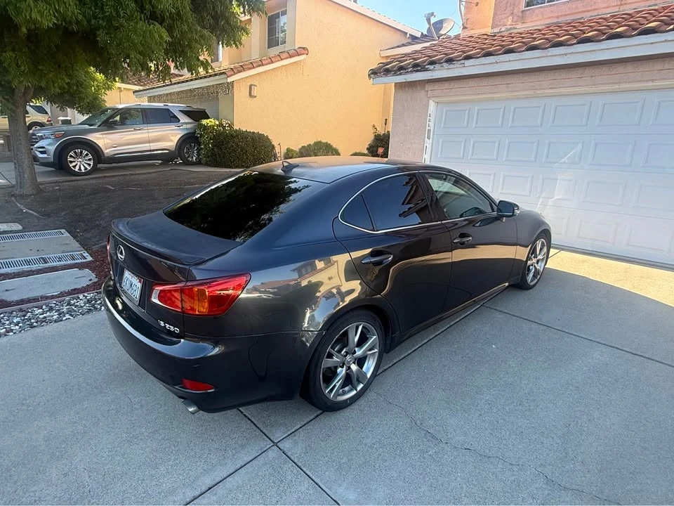 2010 Lexus IS 2nd Gen - Image 4 of 10