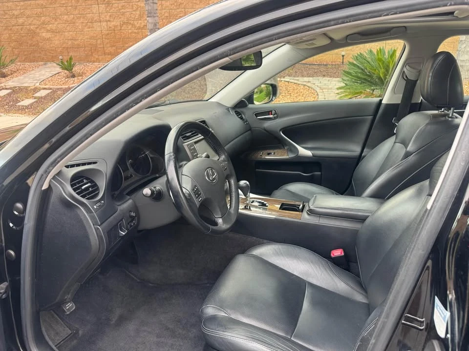 2010 Lexus IS 2nd Gen - Image 7 of 10