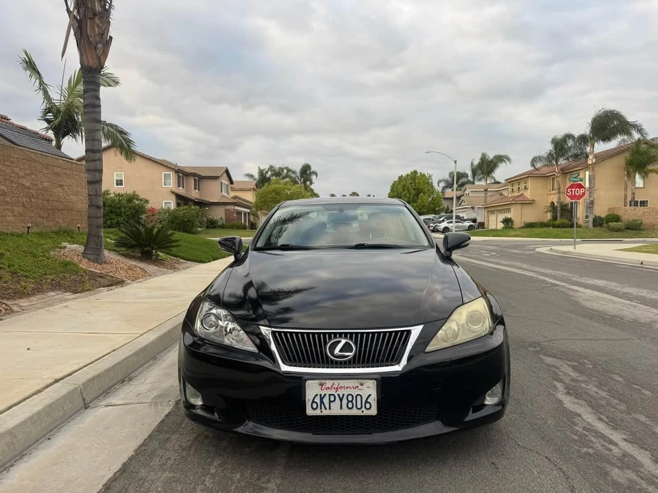 2010 Lexus IS 2nd Gen - Image 2 of 10