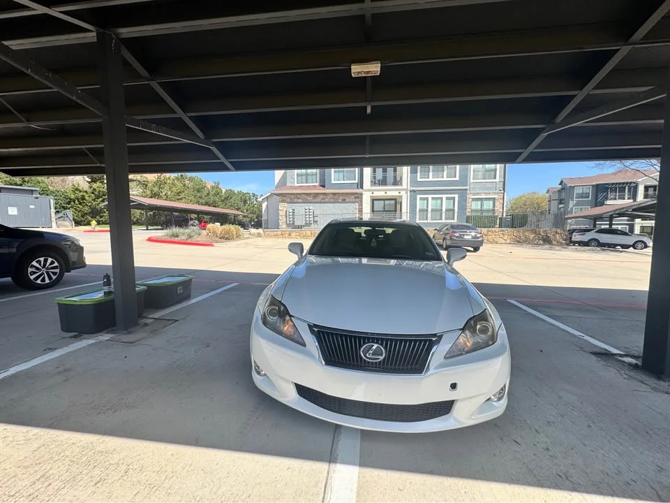 2010 Lexus IS 2nd Gen - Image 4 of 12