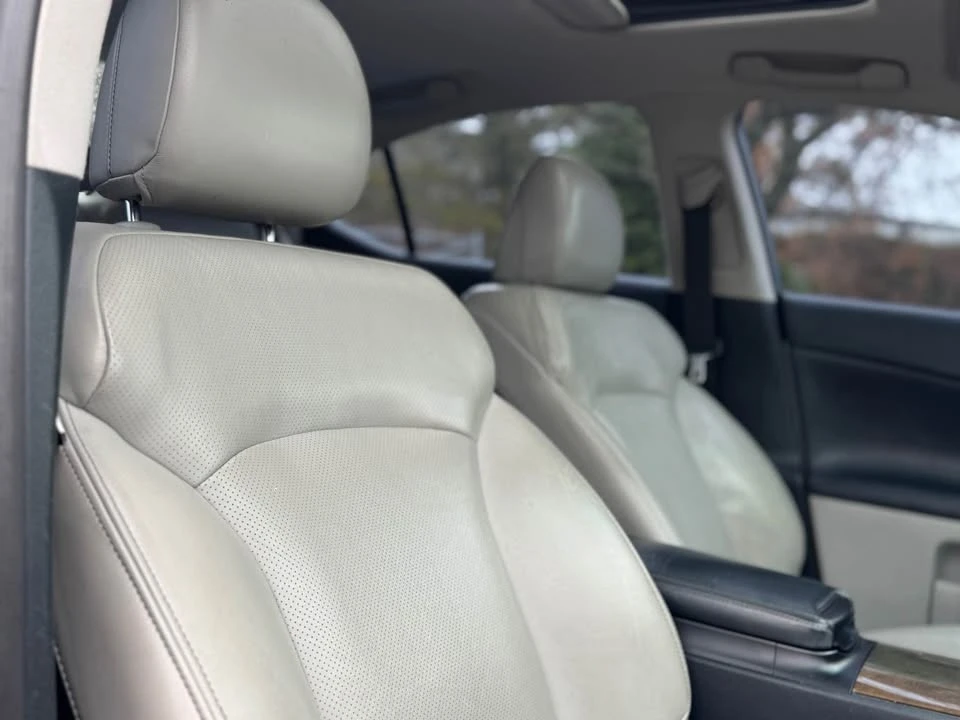 2010 Lexus IS 2nd Gen - Image 13 of 18