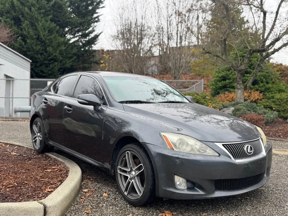 2010 Lexus IS 2nd Gen - Image 3 of 18