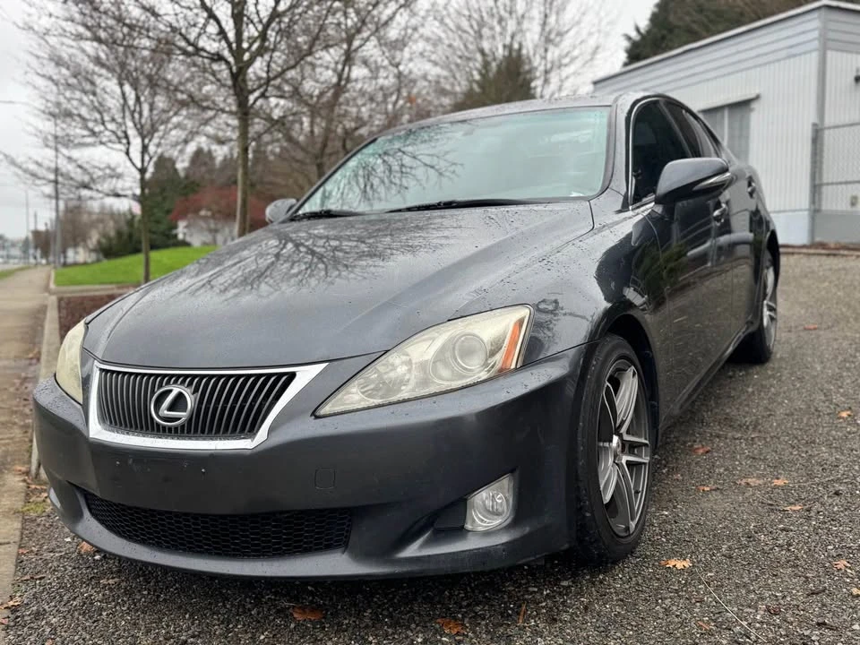 2010 Lexus IS 2nd Gen - Image 4 of 18