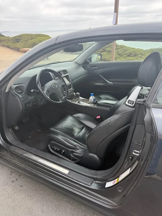 2010 Lexus IS 2nd Gen - Image 4 of 6