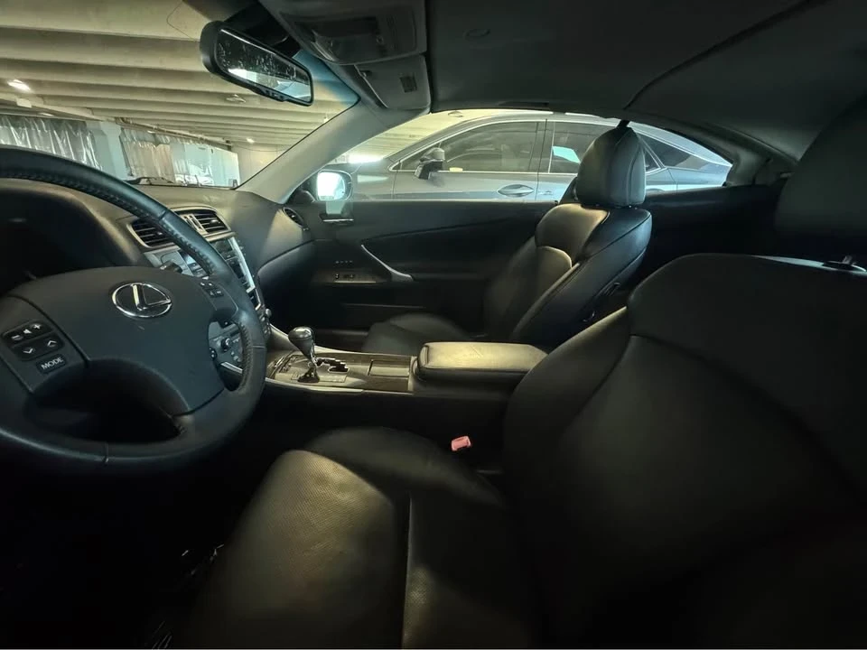 2010 Lexus IS 2nd Gen - Image 3 of 5