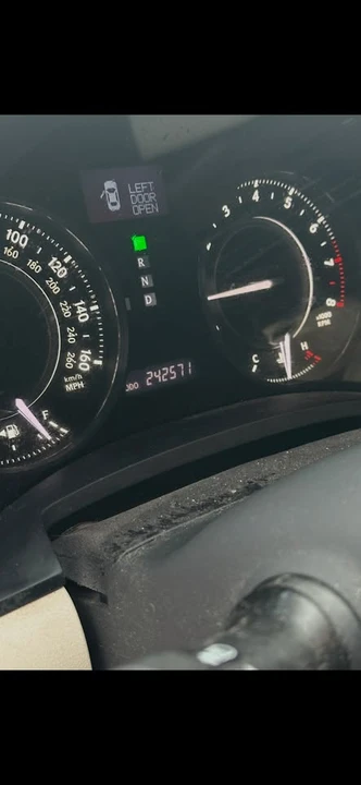 2010 Lexus IS 2nd Gen - Image 4 of 16