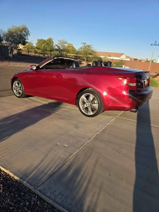 2010 Lexus IS 2nd Gen - Image 15 of 21