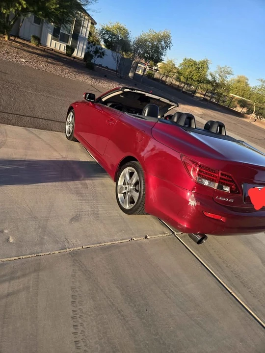2010 Lexus IS 2nd Gen - Image 16 of 21