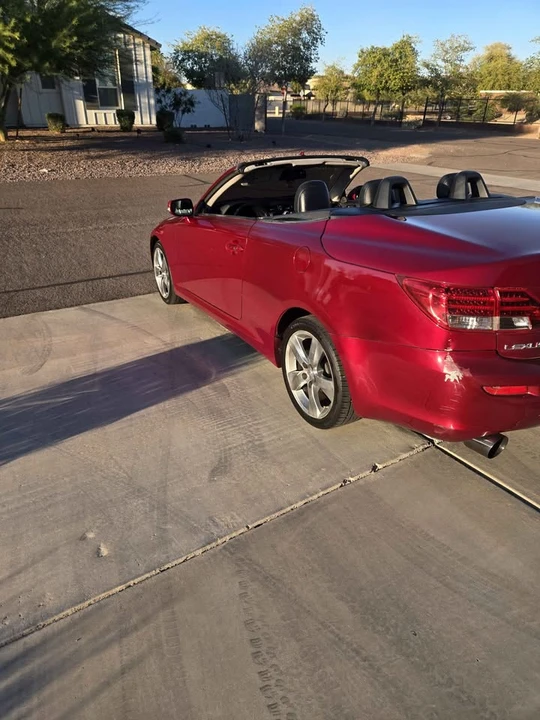 2010 Lexus IS 2nd Gen - Image 17 of 21