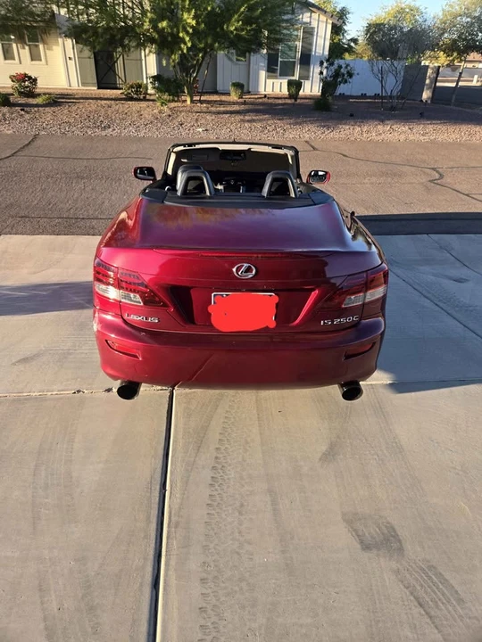 2010 Lexus IS 2nd Gen - Image 9 of 21