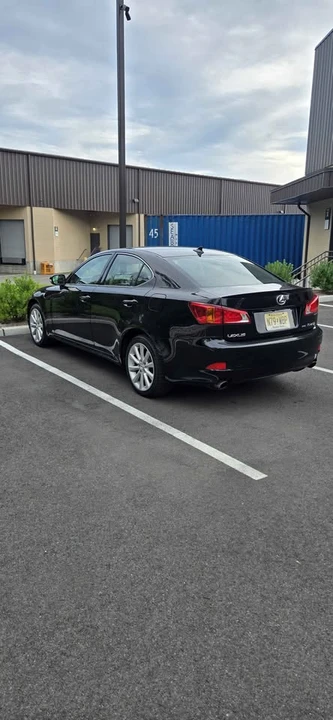 2010 Lexus IS 2nd Gen - Image 2 of 8