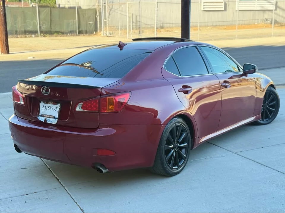 2010 Lexus IS 2nd Gen - Image 4 of 7