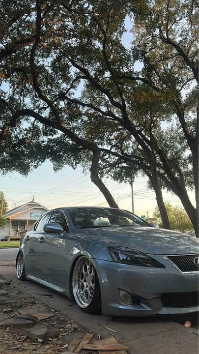 2010 Lexus IS 2nd Gen - Image 3 of 6