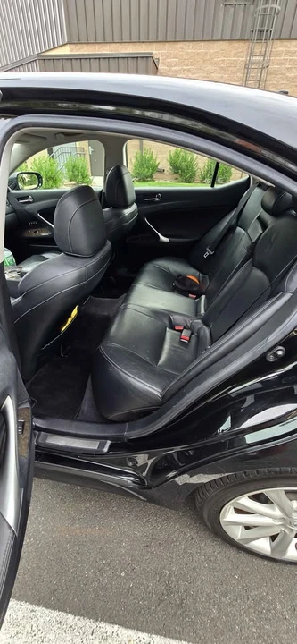 2010 Lexus IS 2nd Gen - Image 7 of 8
