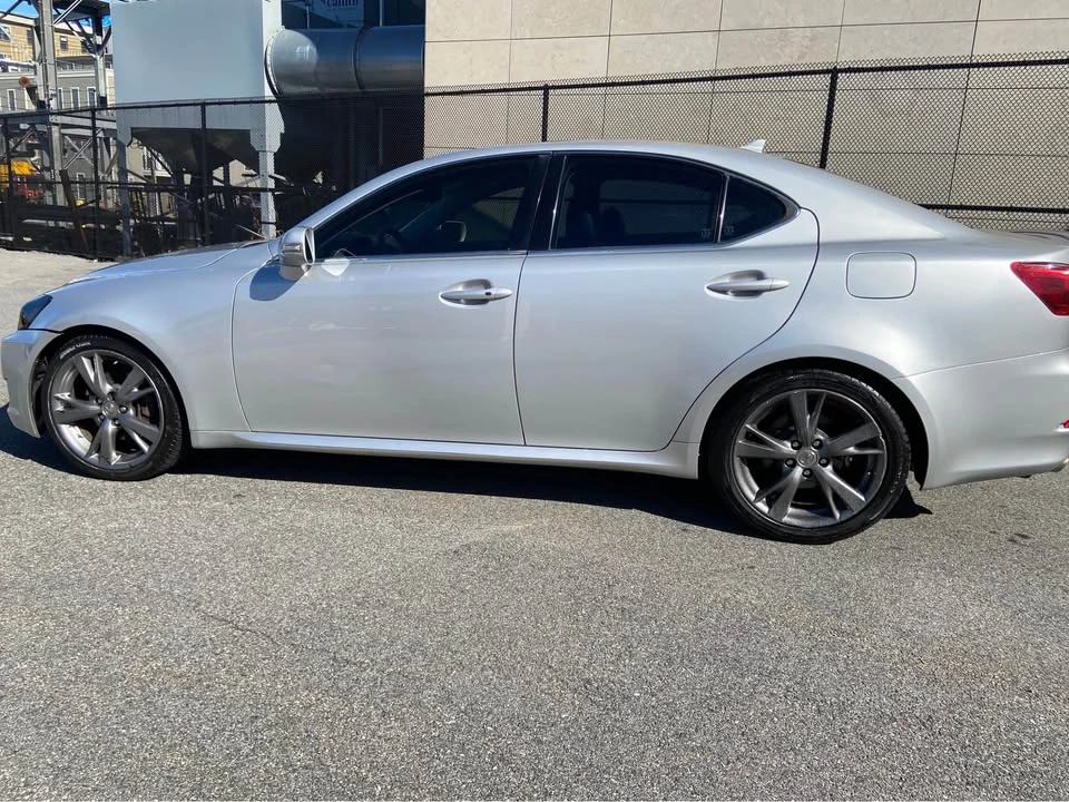 2010 Lexus IS 2nd Gen - Image 8 of 13
