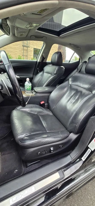 2010 Lexus IS 2nd Gen - Image 5 of 8