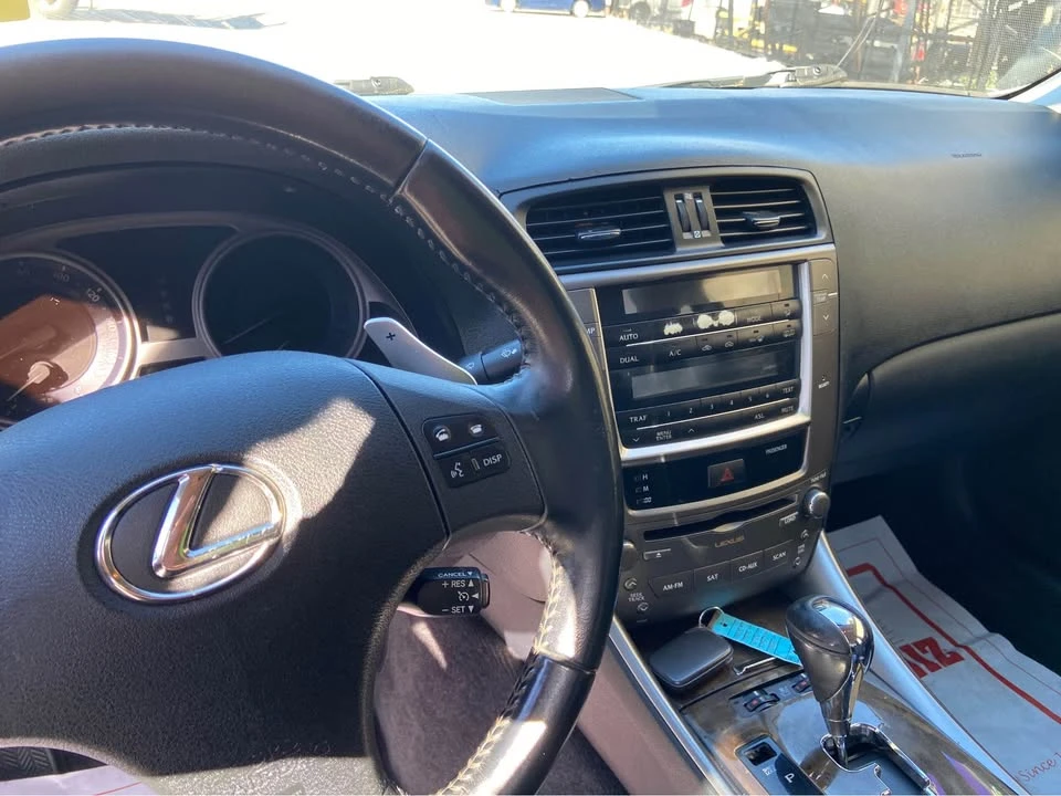 2010 Lexus IS 2nd Gen - Image 11 of 13