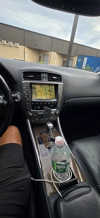 2010 Lexus IS 2nd Gen - Image 6 of 8