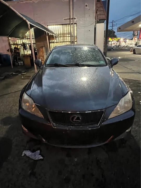 2010 Lexus IS 2nd Gen - Image 5 of 16