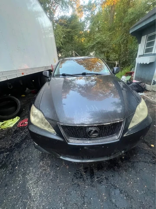 2010 Lexus IS 2nd Gen - Image 11 of 16