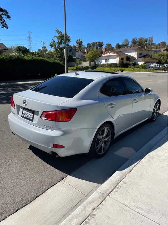 2010 Lexus IS 2nd Gen - Image 2 of 7