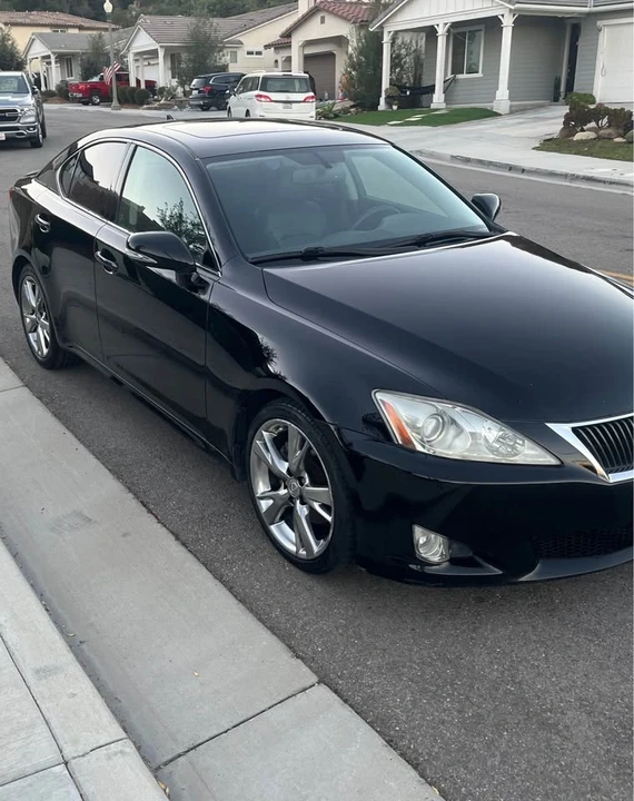 2010 Lexus IS 2nd Gen - Image 3 of 8
