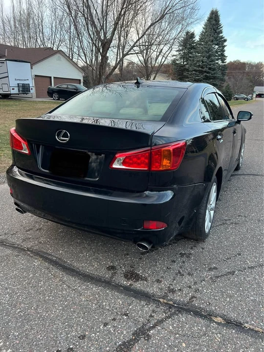 2010 Lexus IS 2nd Gen - Image 10 of 19