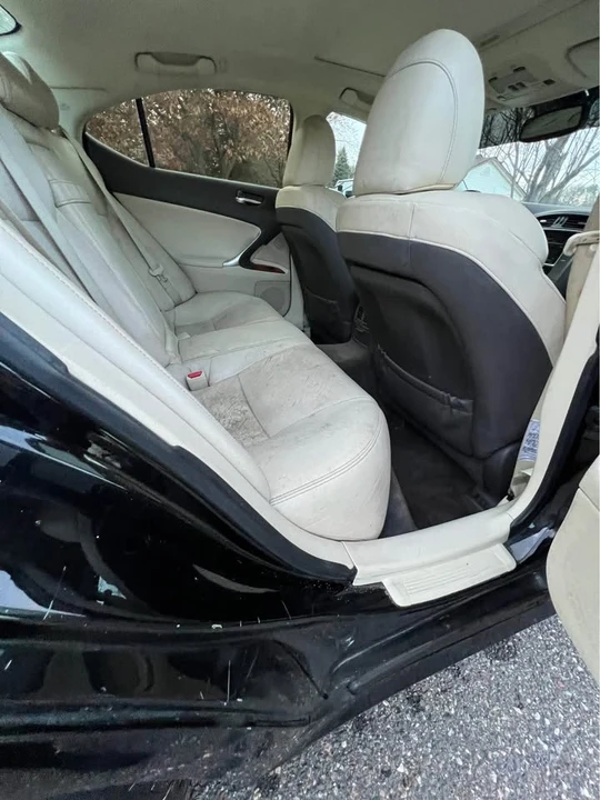 2010 Lexus IS 2nd Gen - Image 15 of 19