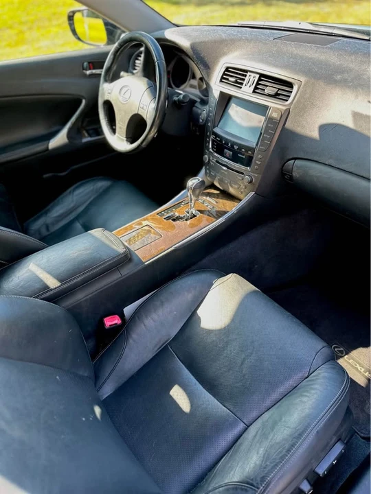 2010 Lexus IS 2nd Gen - Image 7 of 8