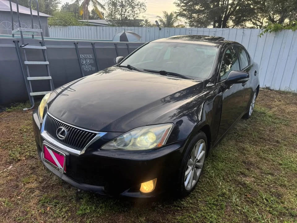 2010 Lexus IS 2nd Gen - Image 11 of 11