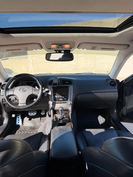 2010 Lexus IS 2nd Gen - Image 13 of 20