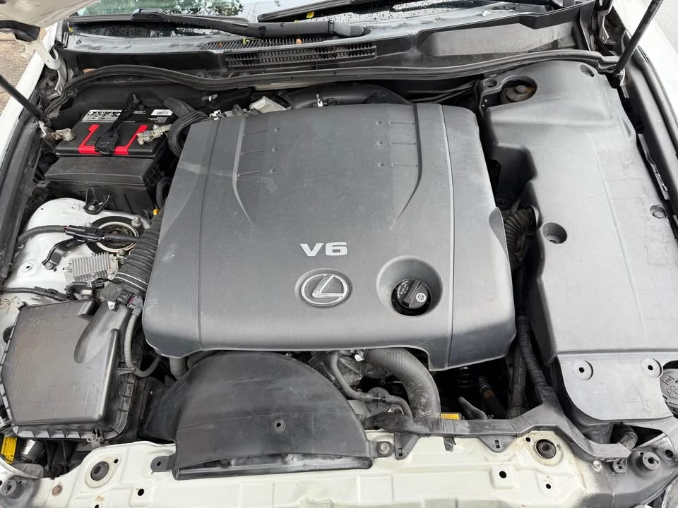 2010 Lexus IS 2nd Gen - Image 9 of 9