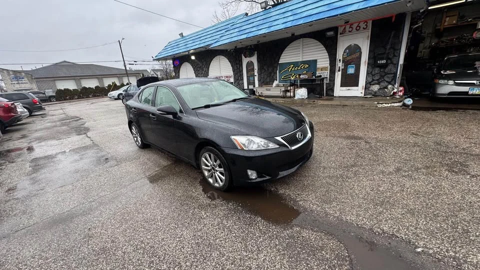 2010 Lexus IS 2nd Gen - Image 3 of 17