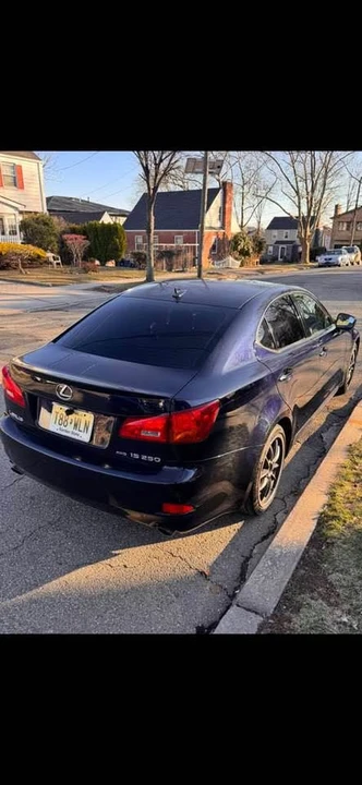 2010 Lexus IS 2nd Gen - Image 6 of 18