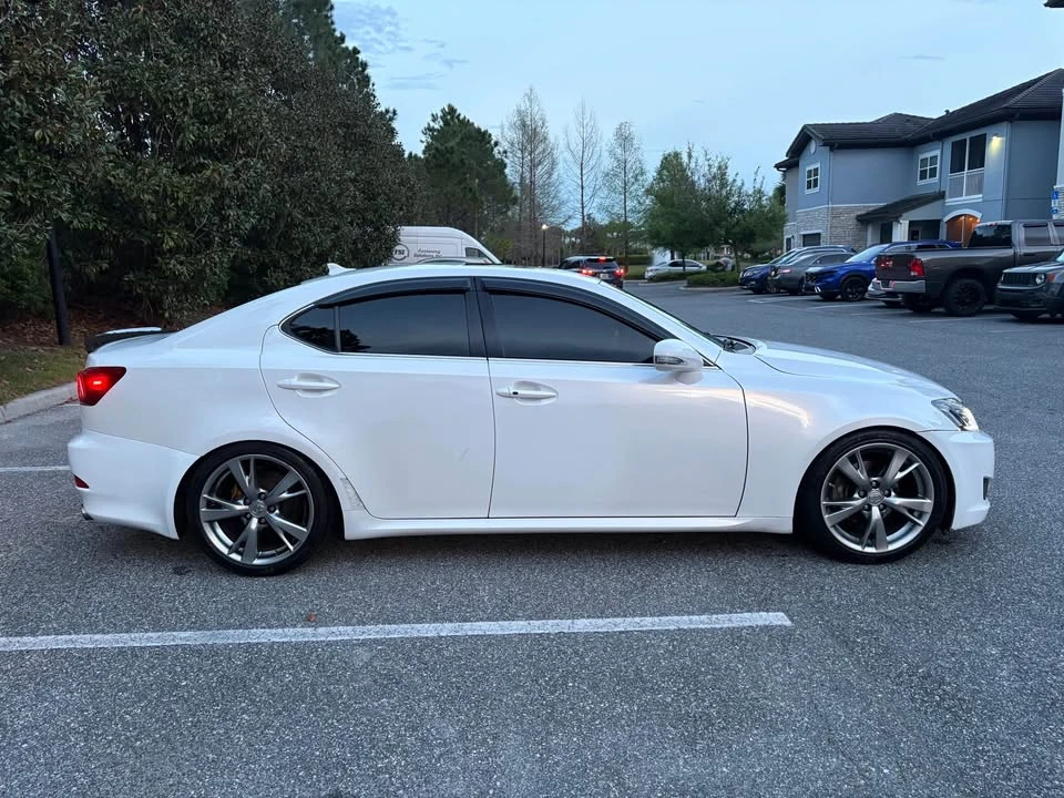 2010 Lexus IS 2nd Gen - Image 5 of 14