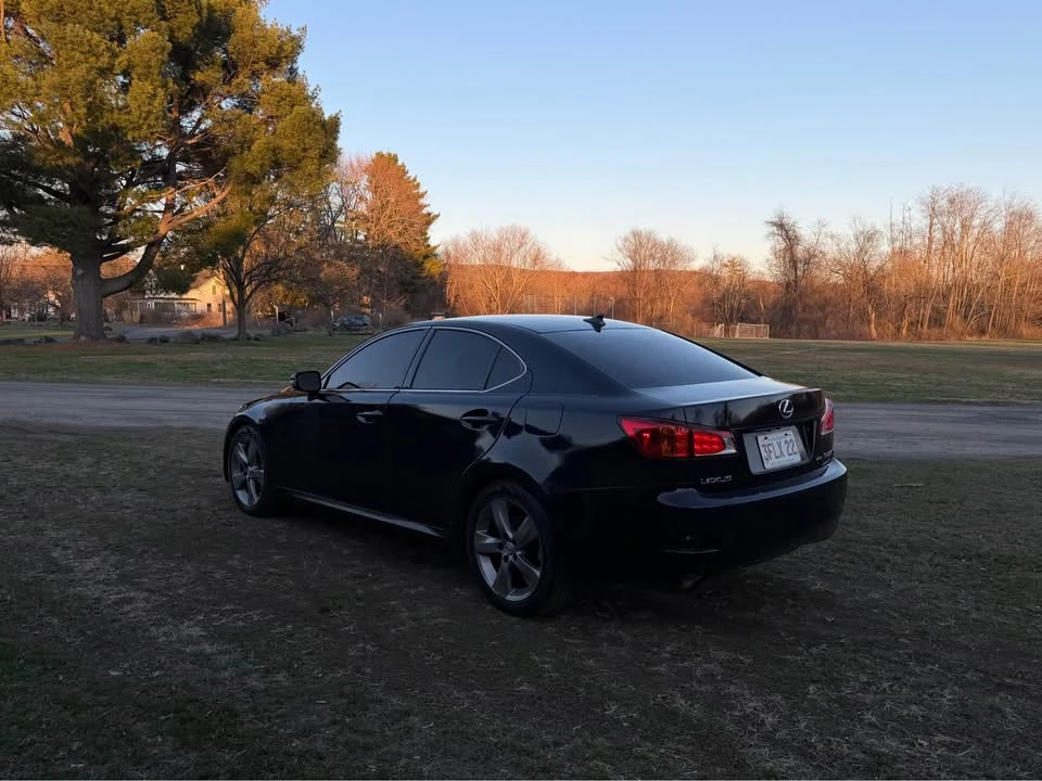 2010 Lexus IS 2nd Gen - Image 5 of 14