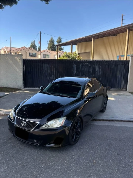2010 Lexus IS 2nd Gen - Image 3 of 6