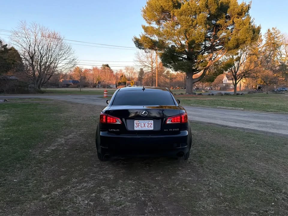 2010 Lexus IS 2nd Gen - Image 4 of 14