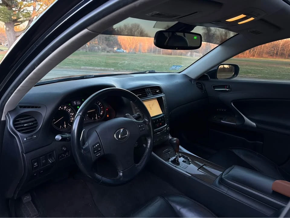 2010 Lexus IS 2nd Gen - Image 8 of 14