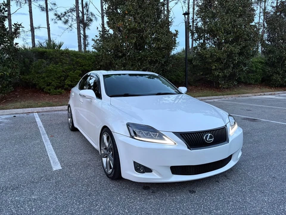2010 Lexus IS 2nd Gen - Image 6 of 14
