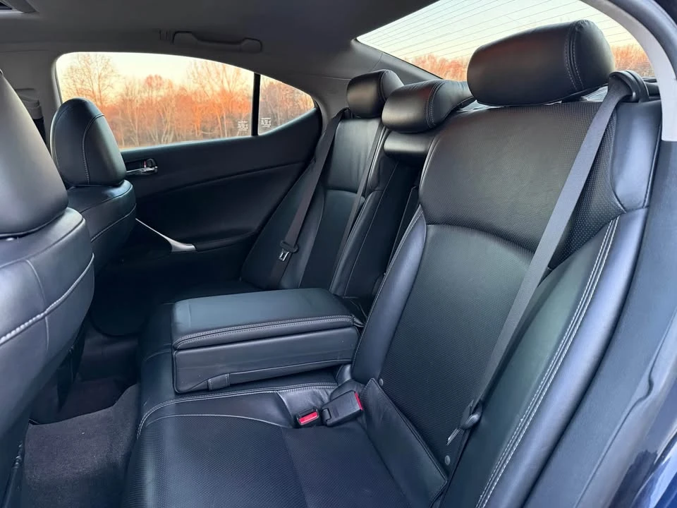 2010 Lexus IS 2nd Gen - Image 11 of 14