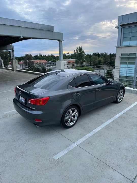 2010 Lexus IS 2nd Gen - Image 7 of 20