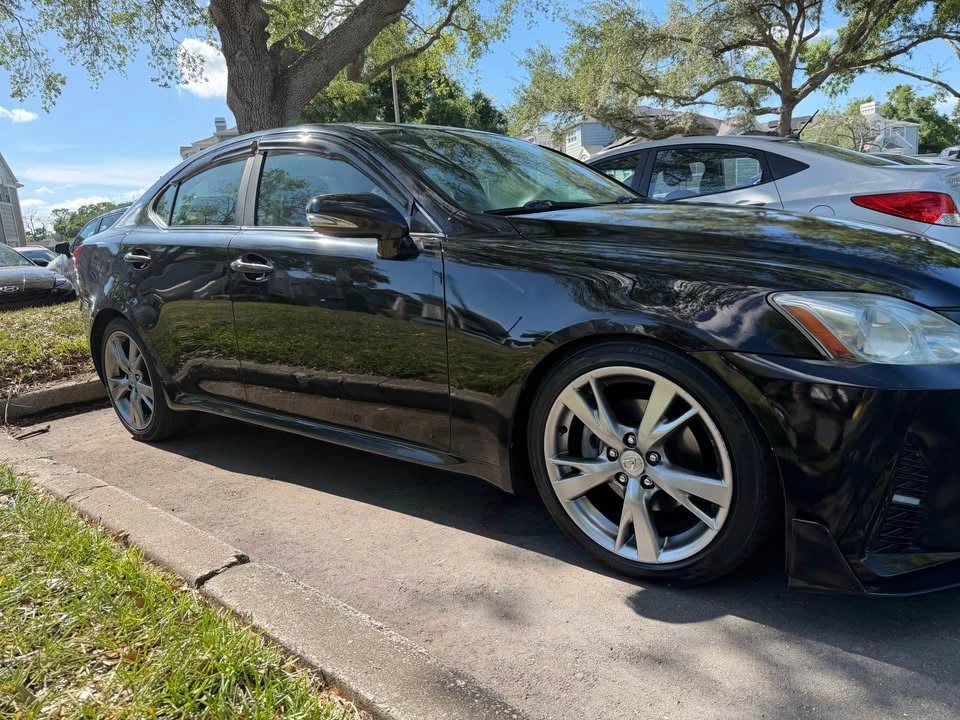 2010 Lexus IS 2nd Gen - Image 3 of 11